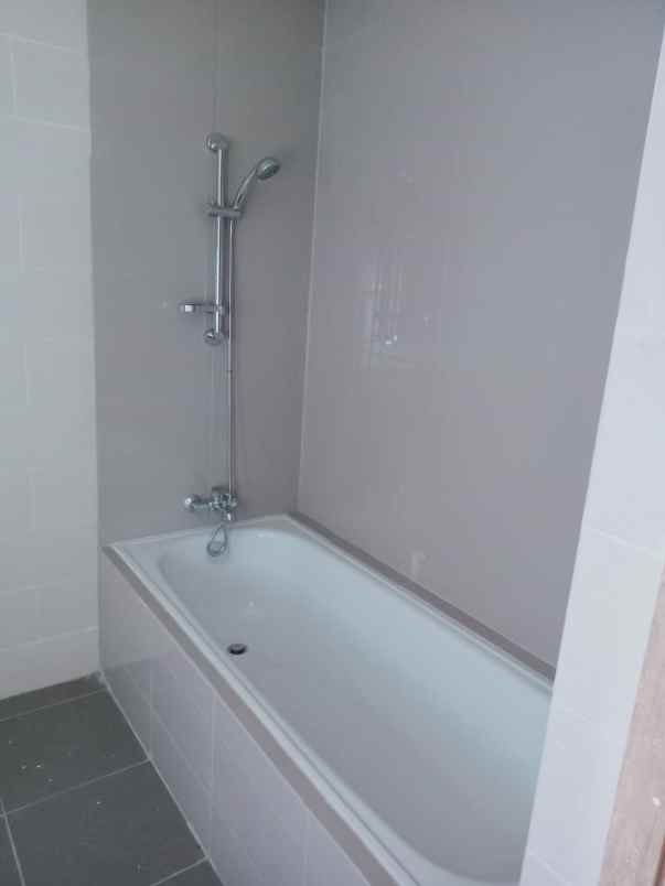 dijual apartemen jl warung jati barat