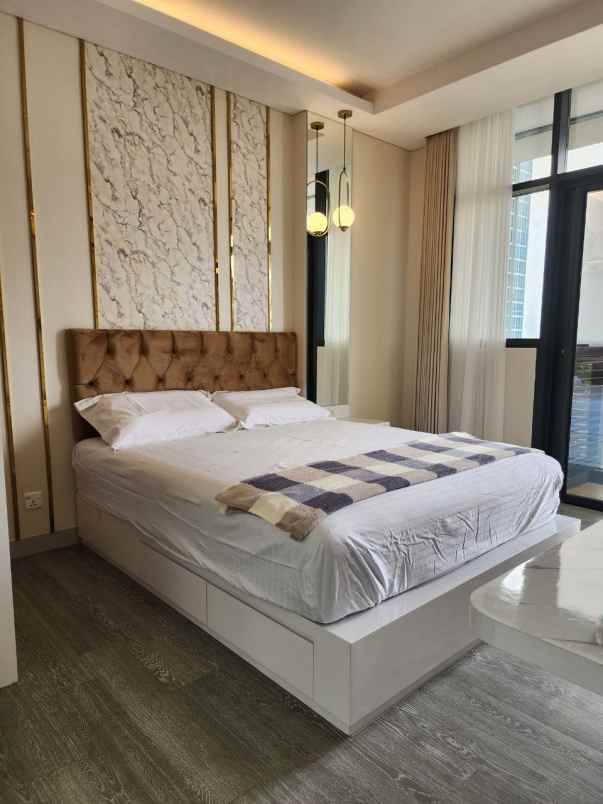 dijual apartemen mewah vertu ciputra world surabaya