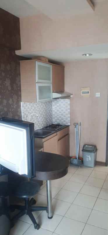 dijual apartemen serpong green view harga bu