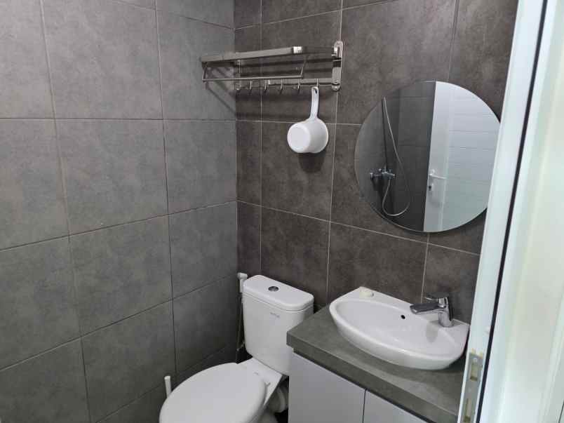 dijual apartemen westown view