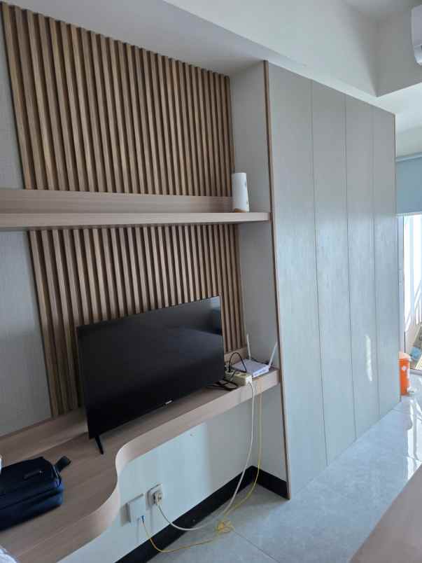 dijual apartemen westown view