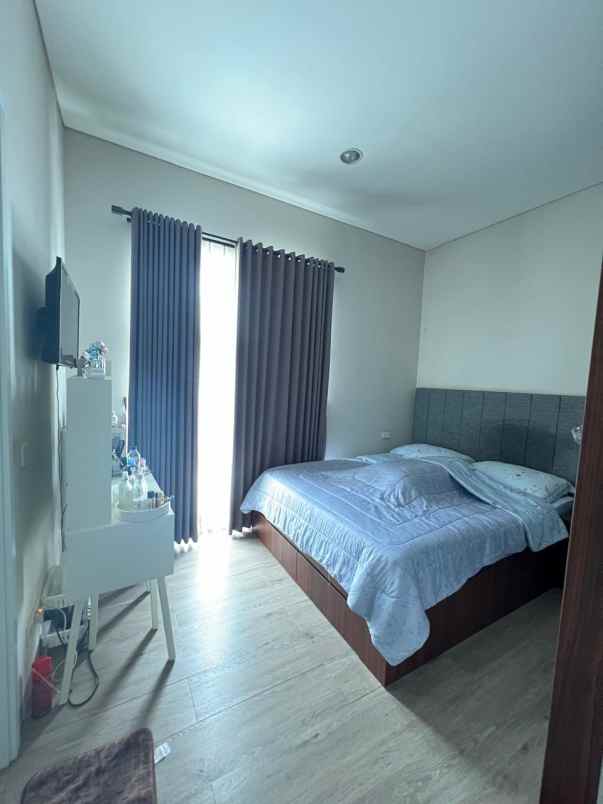 dijual cepat rumah rapih siaphuni the savia bsd city