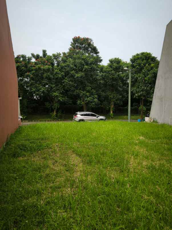 dijual cepat tanah cluster meadow green lippo cikarang