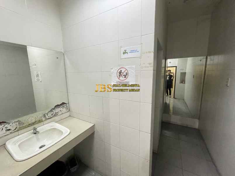 dijual gedung siap pakai di jalan pematang pasir medan