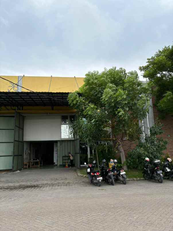 dijual gudang safe and lock sidoarjo