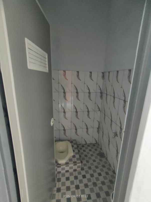dijual kios pinggir jalan hj sulaiman sawangan depok