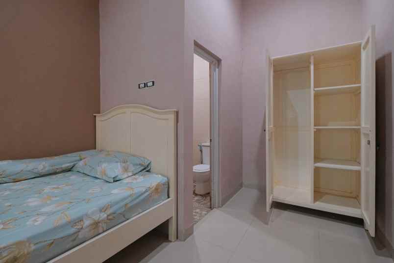 dijual kost gitogati sariharjo sleman