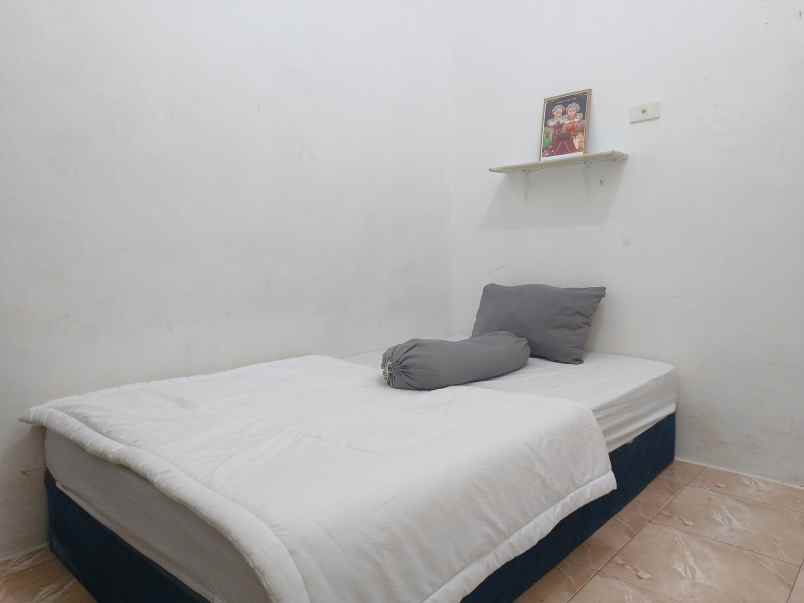 dijual kost jl alpukat tanjung duren