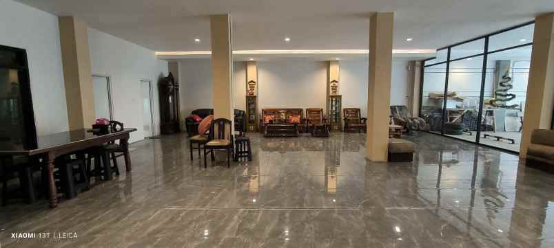 dijual kost jl darmo permai timur