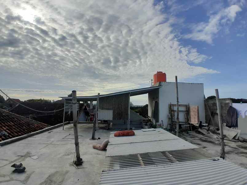 dijual kost purwomartani