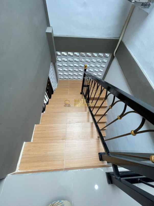 dijual kost sariharjo