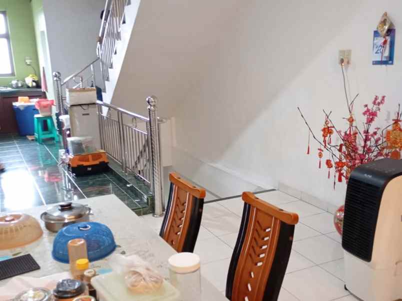 dijual ruko 4 5 tingkat komplek multatuli blok cc