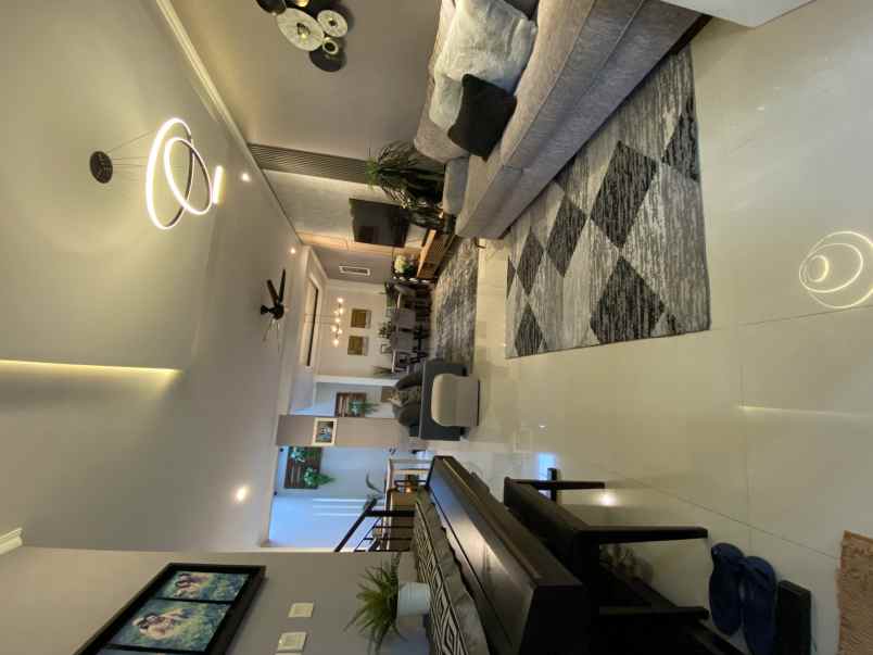 dijual ruko gudang kantor cluster bohemia by