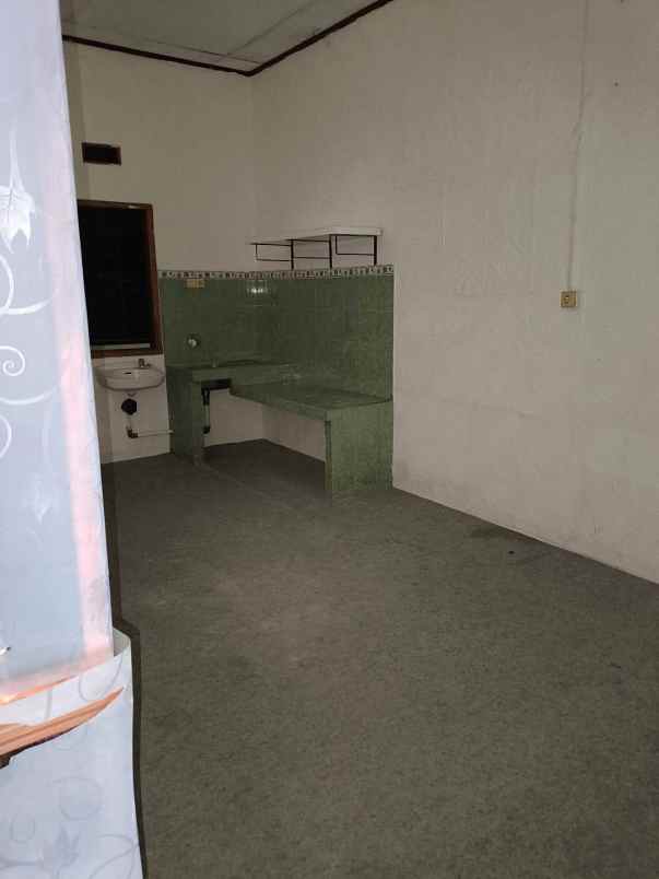 dijual ruko gudang kantor harapan indah 1 perumahan