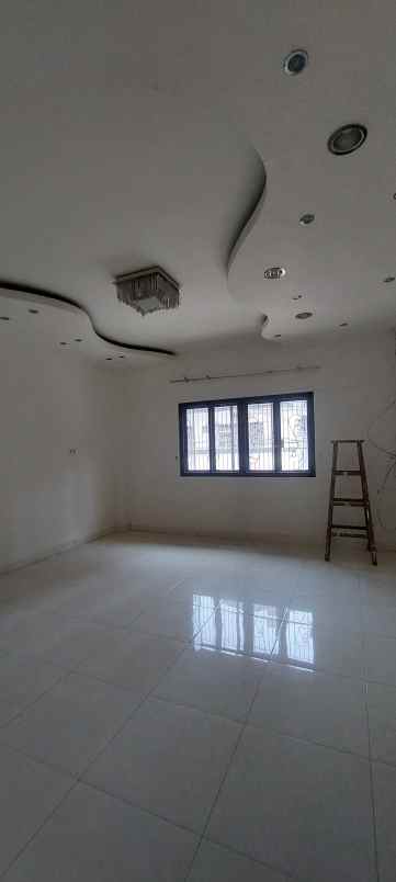 dijual ruko gudang kantor jalan banda