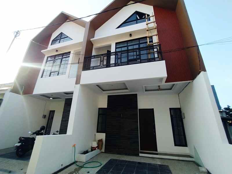 dijual ruko gudang kantor jalan eran tanah baru beji