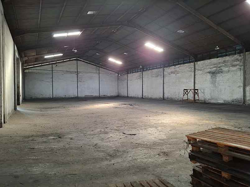 dijual ruko gudang kantor jalan kamal muara elang