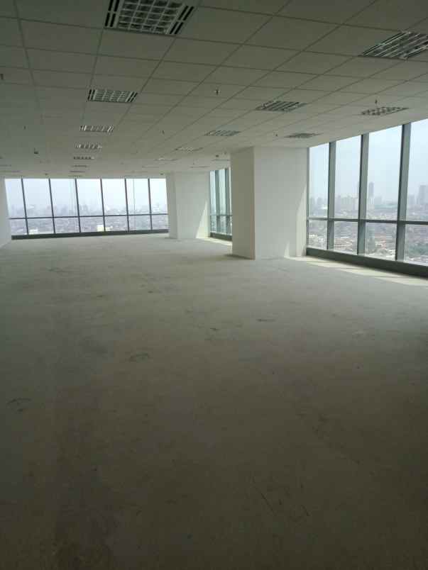 dijual ruko gudang kantor jalan letjen suprapto kav