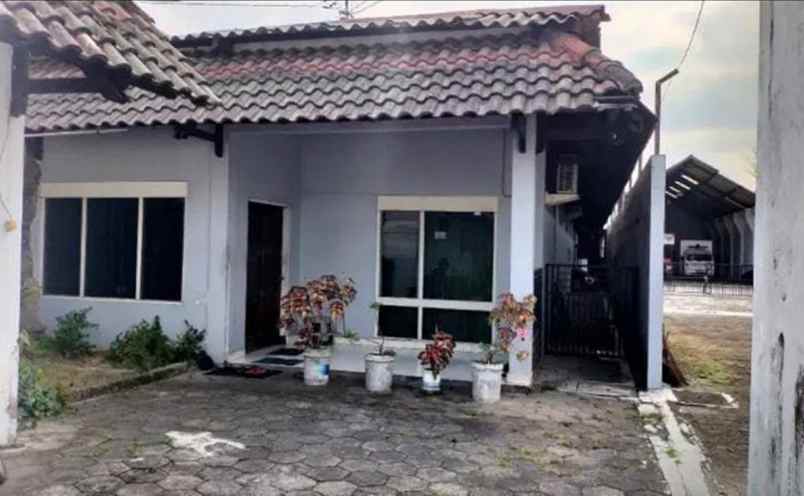 dijual ruko gudang kantor jl godean kec kasihan kab