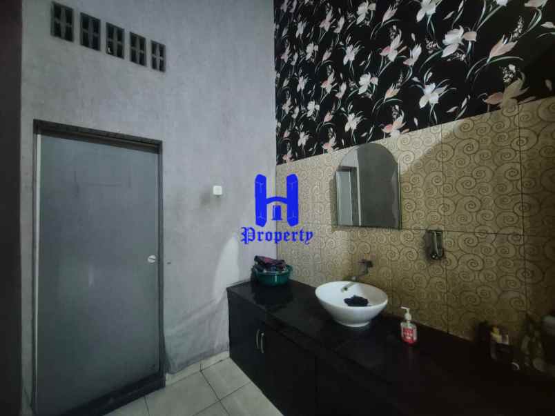 dijual ruko gudang kantor kim 3 jalan pulau saparua ii