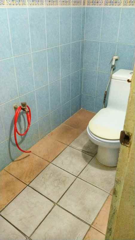 dijual ruko gudang kantor pasar besar wetan bubutan