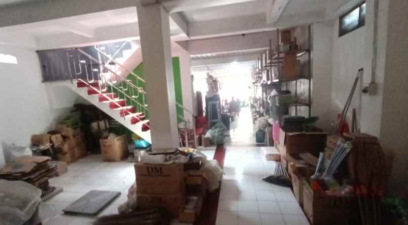 dijual ruko gudang kantor pekauman kec gresik kab