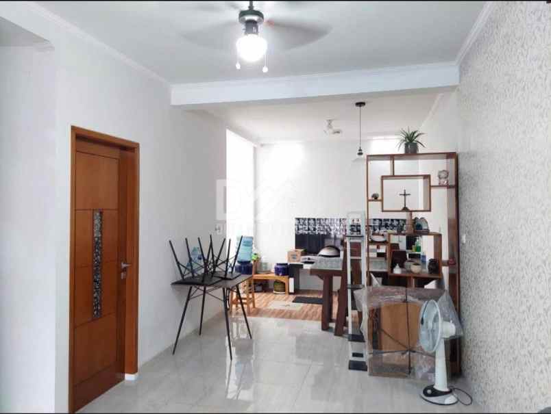 dijual rumah 1 lantai di duta bintaro