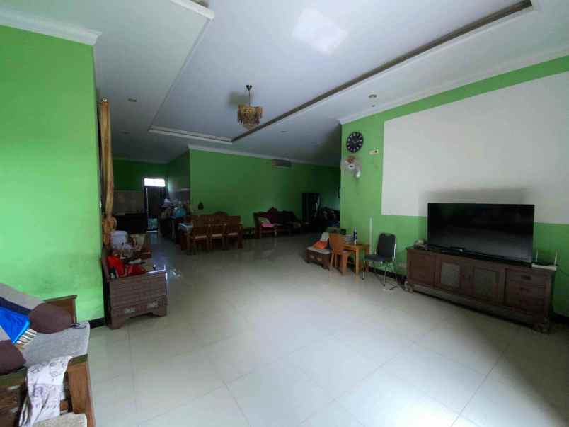 dijual rumah 2 lantai di jatiasih bekasi jawa barat