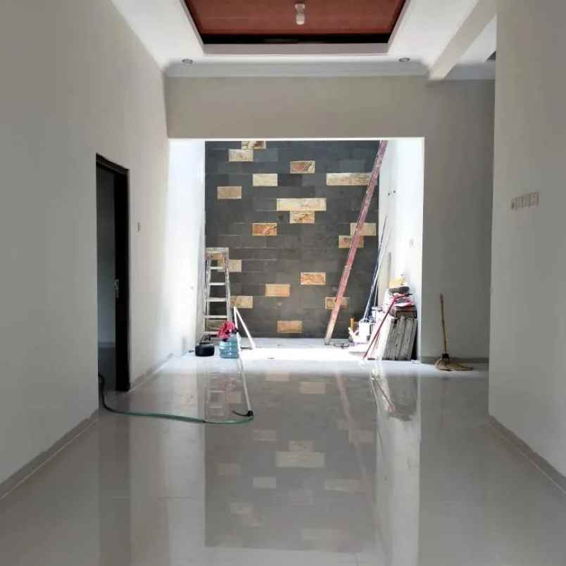 dijual rumah 300 meter jogja bay waterpark