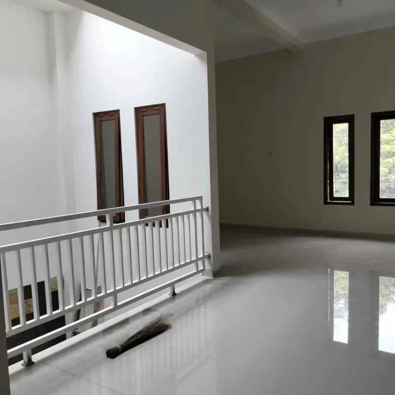 dijual rumah 300 meter jogja bay waterpark