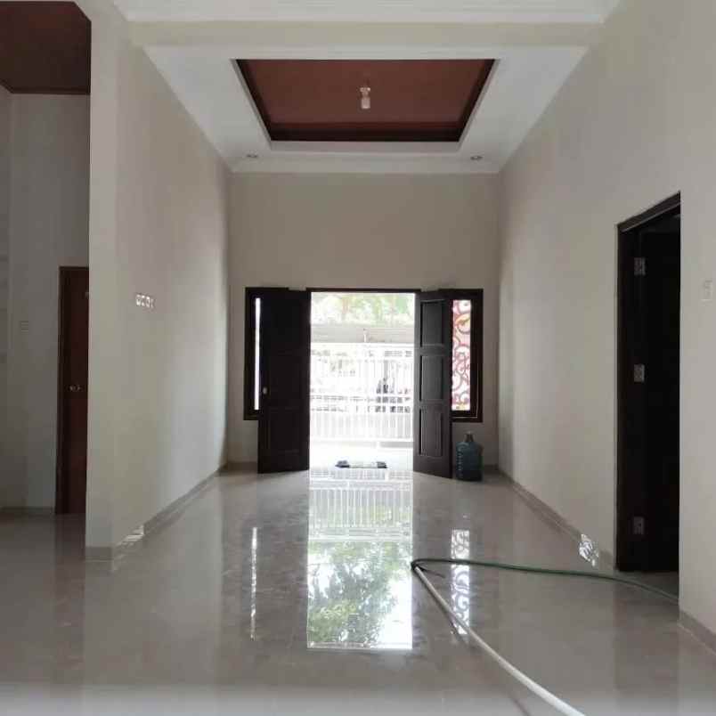 dijual rumah 300 meter jogja bay waterpark