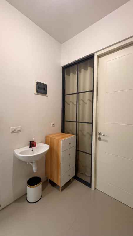 dijual rumah amesta living