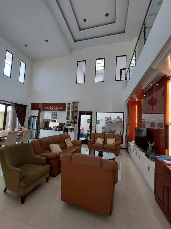 dijual rumah araya 1 galaxy bumi permai