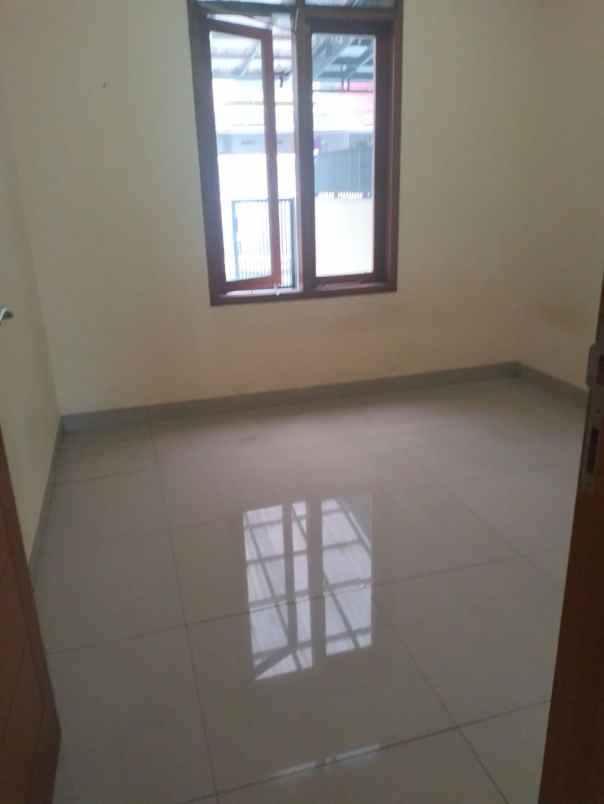 dijual rumah arcamanik