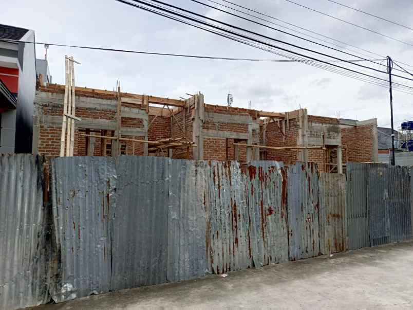 dijual rumah arcamanik