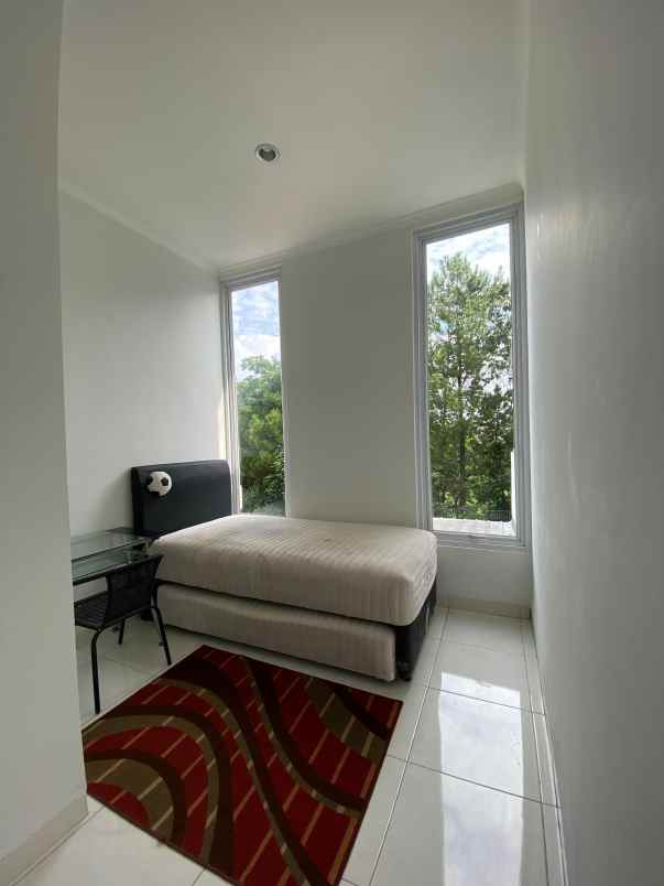 dijual rumah asri cantik di gdc