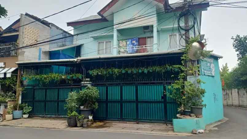 dijual rumah bambu apus kec cipayung