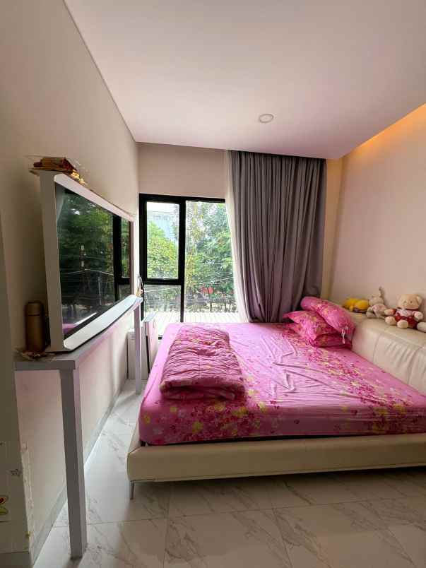 dijual rumah bangun cipta sarana bcs