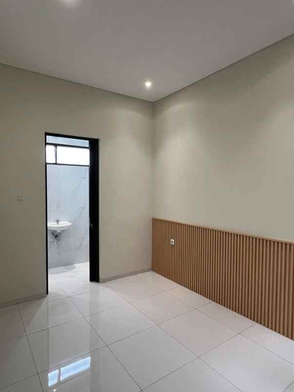 dijual rumah baru minimalis di golf dalam arcamanik