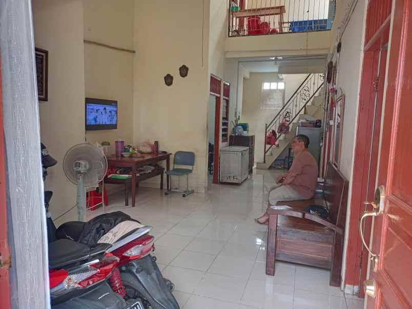 dijual rumah beji depok