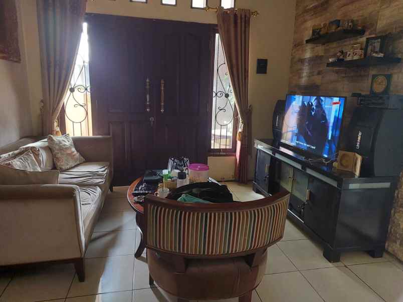 dijual rumah bintaro sektor 9 taman permata