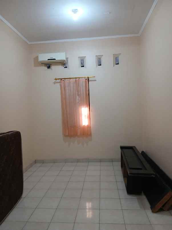 dijual rumah bukit kencana
