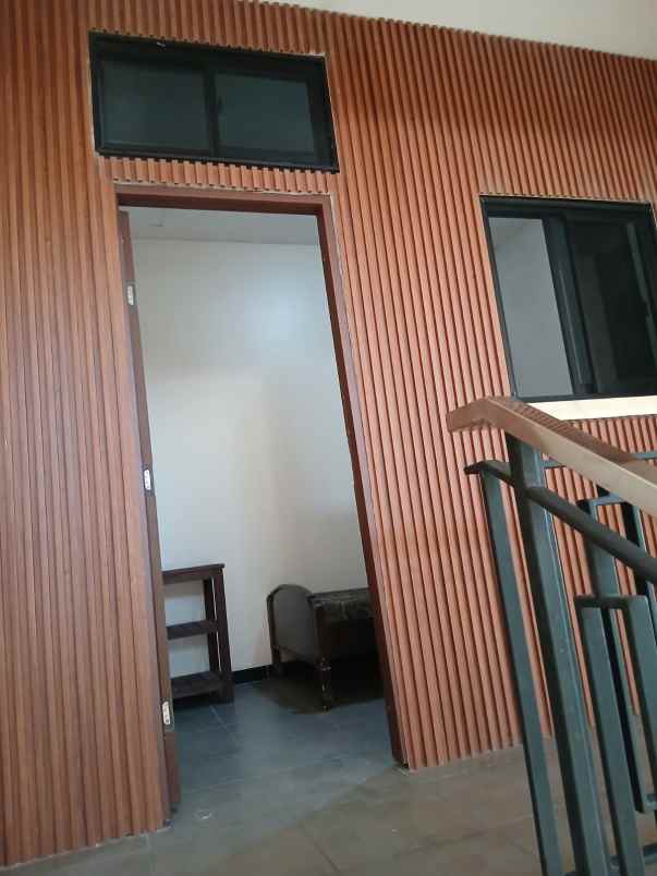 dijual rumah bukit kencana