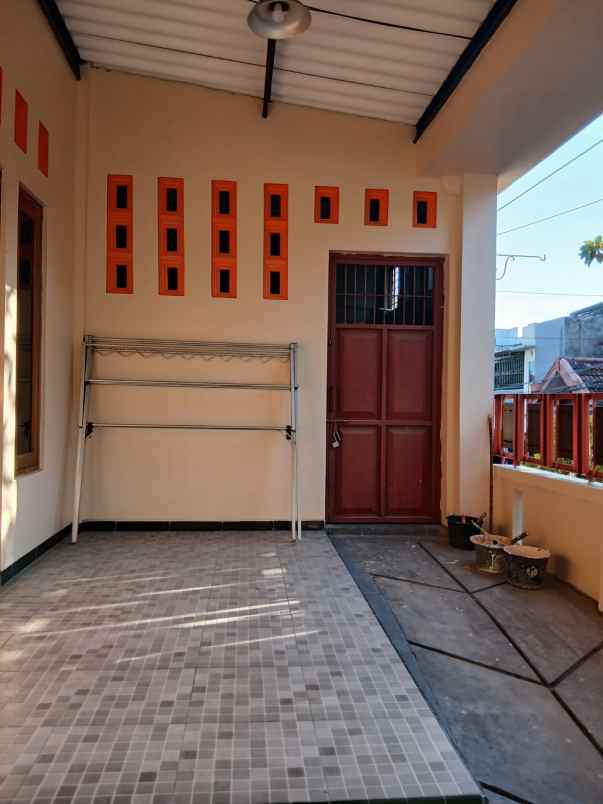 dijual rumah bukit kencana