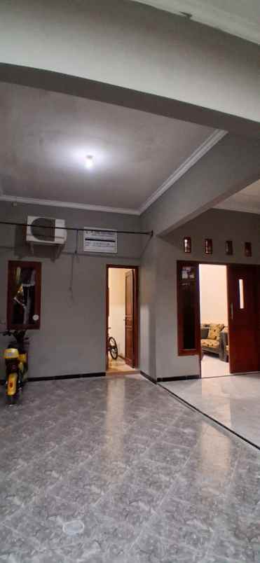 dijual rumah bumi wanamukti