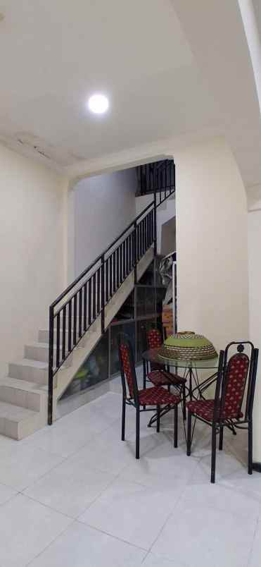 dijual rumah bumi wanamukti