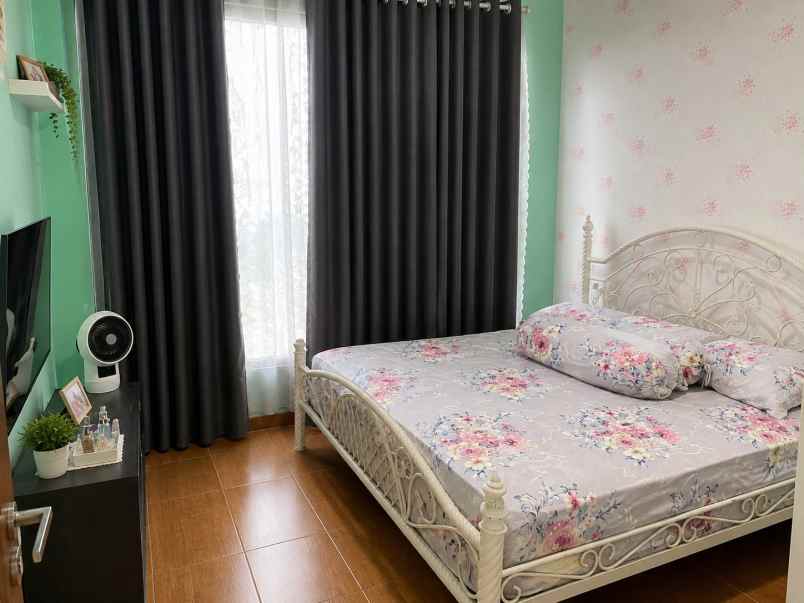dijual rumah cakra residence pondok