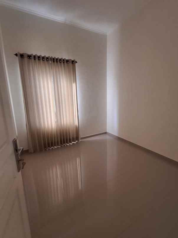 dijual rumah cengger ayam lowokwaru
