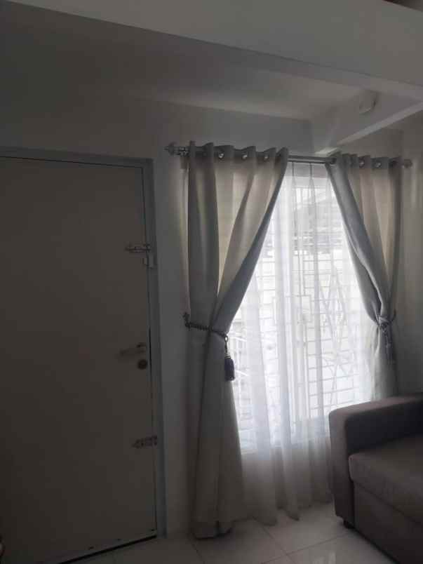 dijual rumah cibubur city