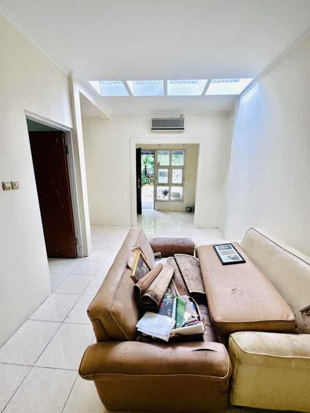 dijual rumah cibubur country